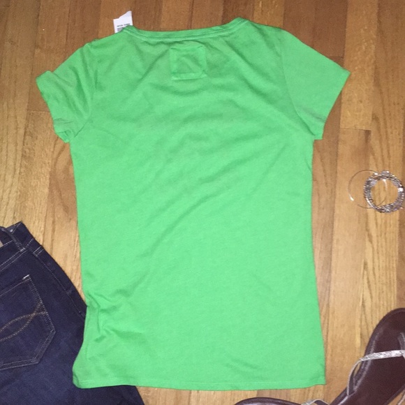 Vintage NWT Abercrombie & Fitch Logo Tee size medium - Picture 4 of 4